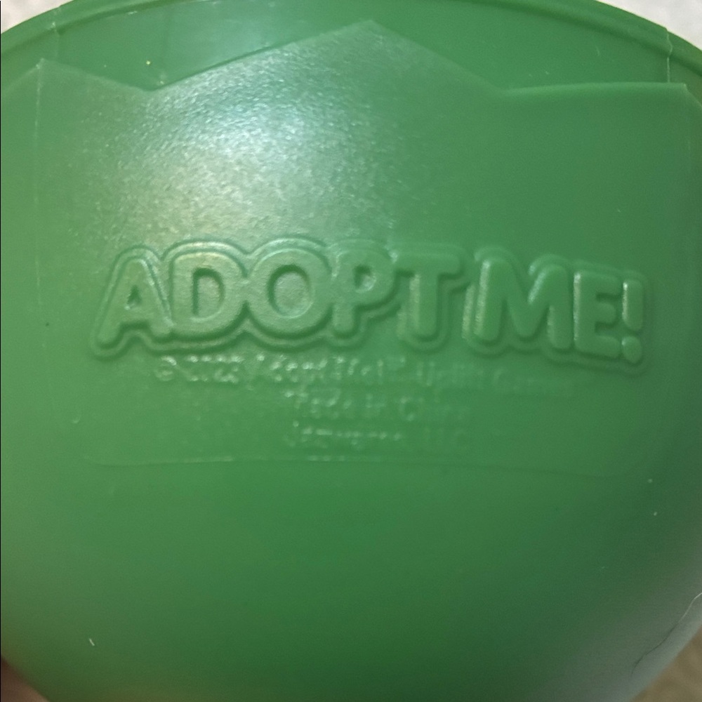 Roblox Adopt Me Surprise Plush Pet - Sabertooth - 5” plush toy in plastic egg - Picture 7 of 7